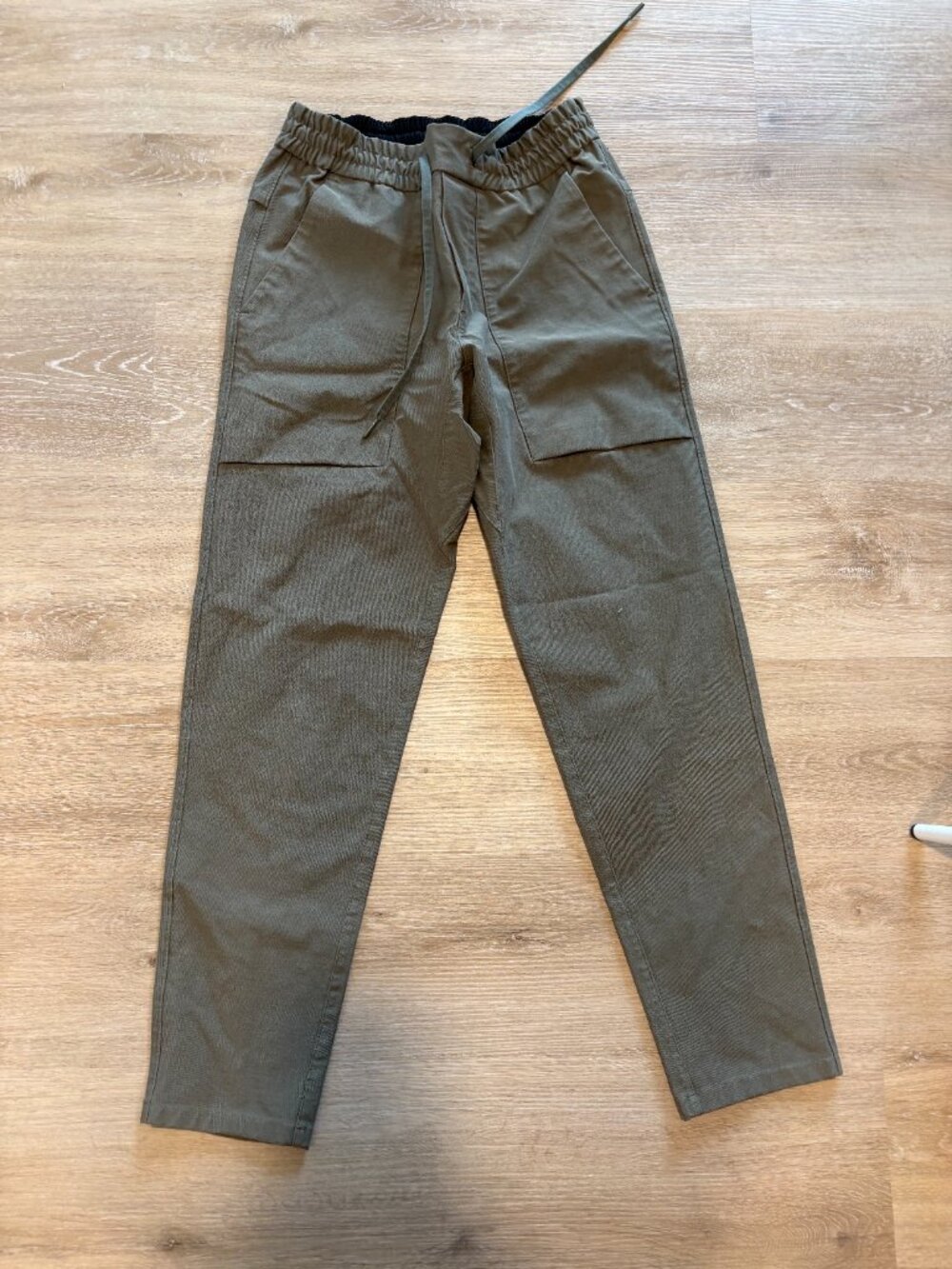Lululemon Bowline Pant: Size S